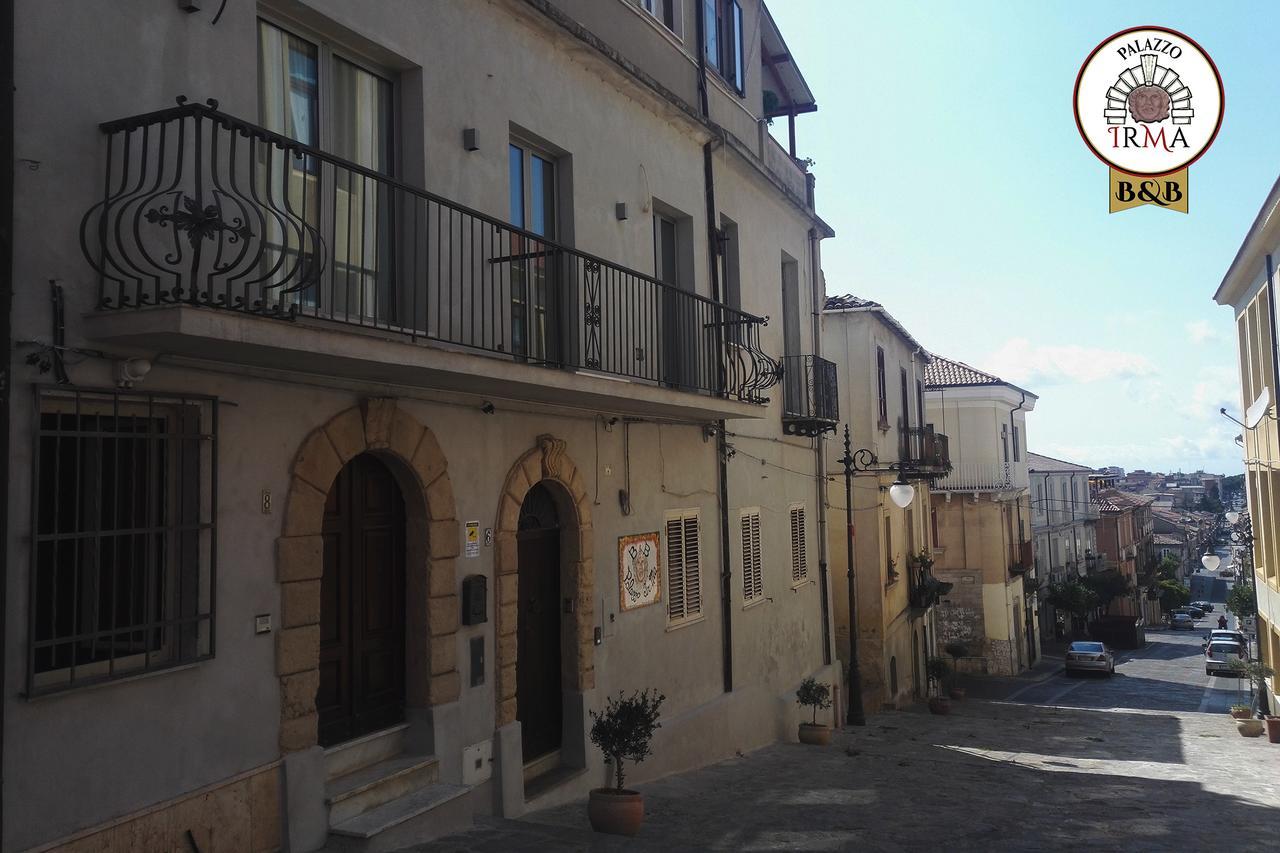 Palazzo Irma - Hotel - B&B Luxury 维博瓦伦蒂亚 外观 照片