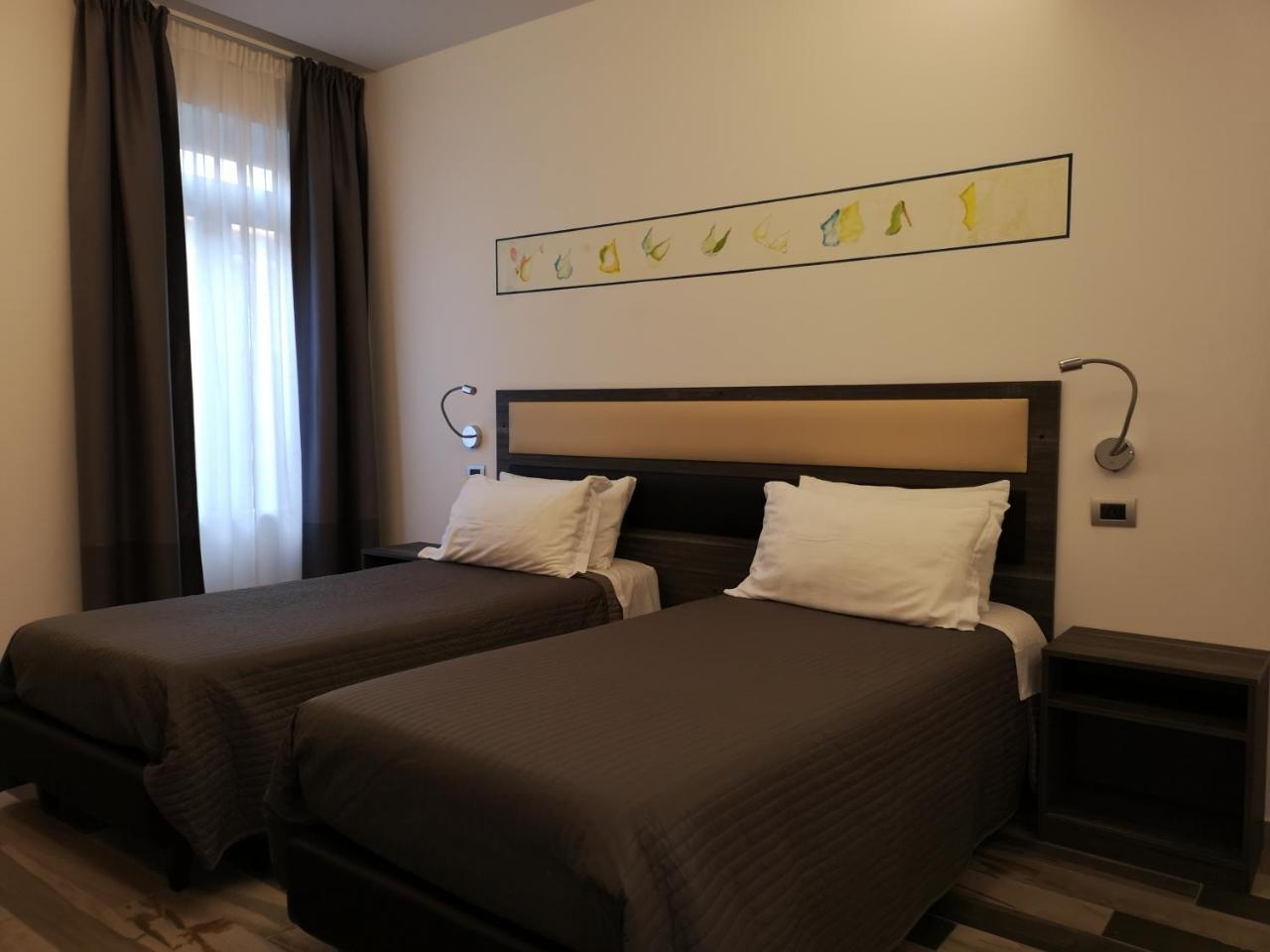 Palazzo Irma - Hotel - B&B Luxury 维博瓦伦蒂亚 外观 照片